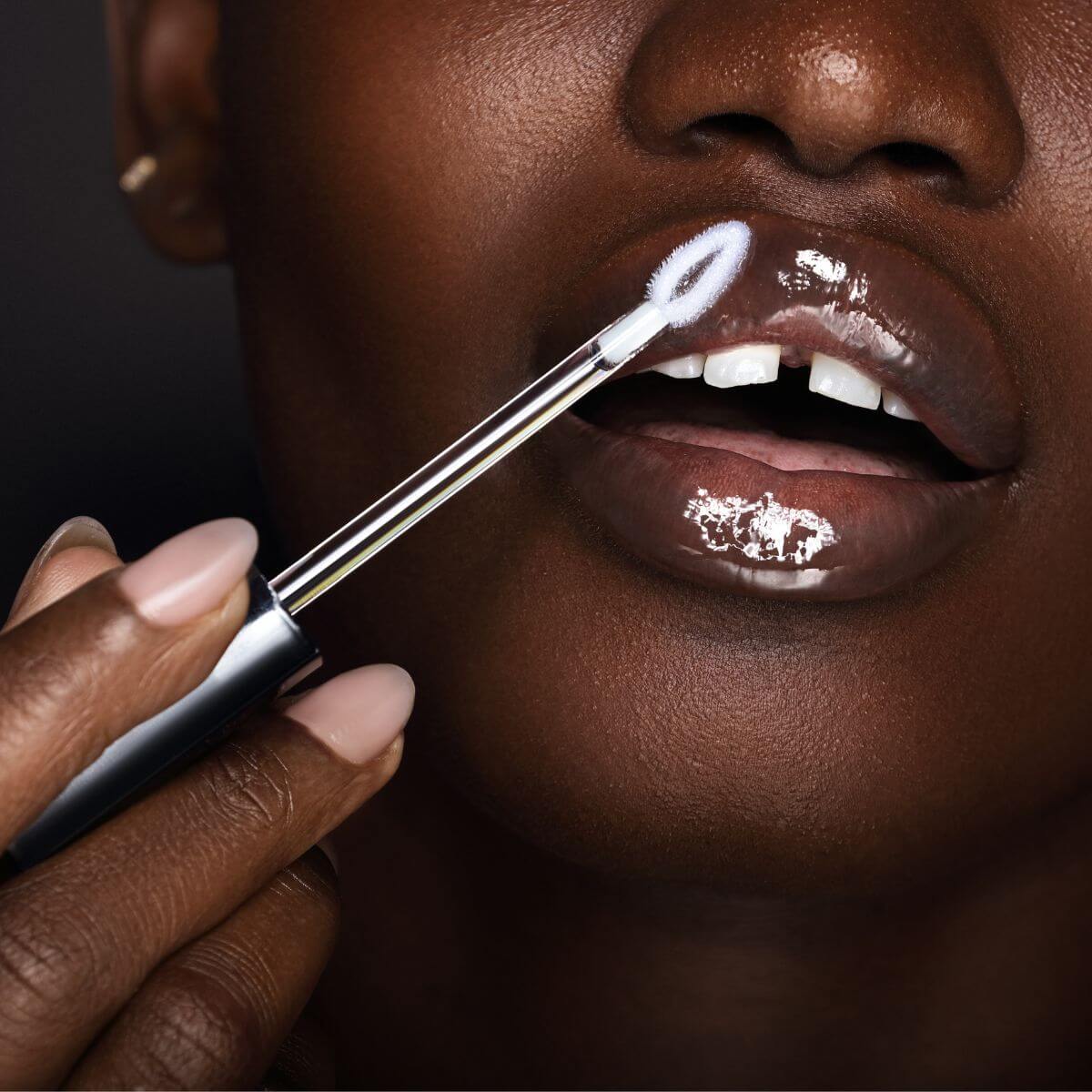 Plumping Lip Gloss (Clear Pout)