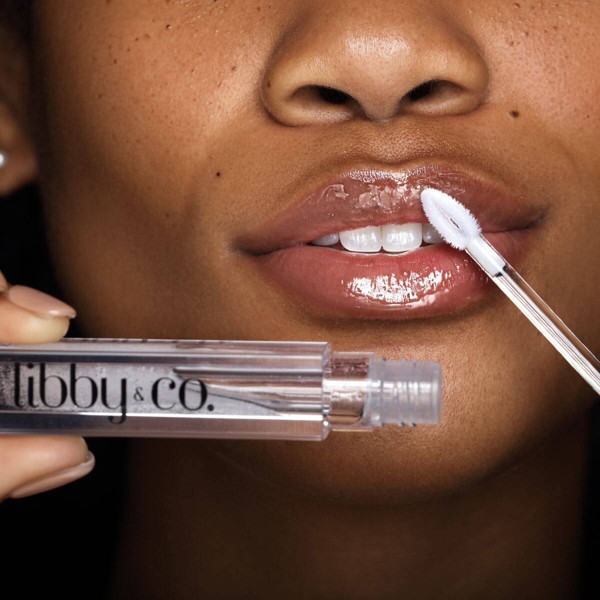Plumping Lip Gloss (Clear Pout)