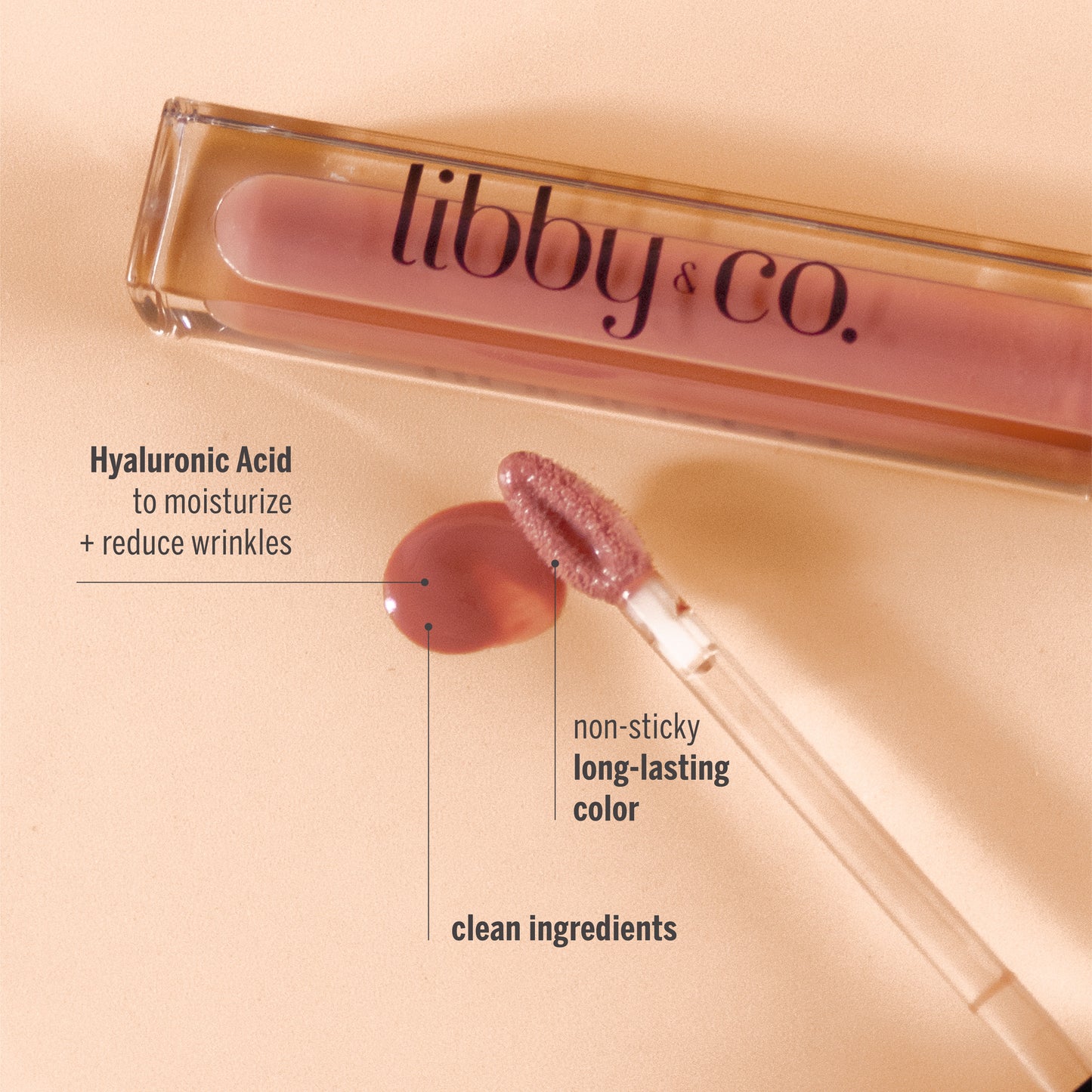 Plumping Lip Gloss (Nude Pout)